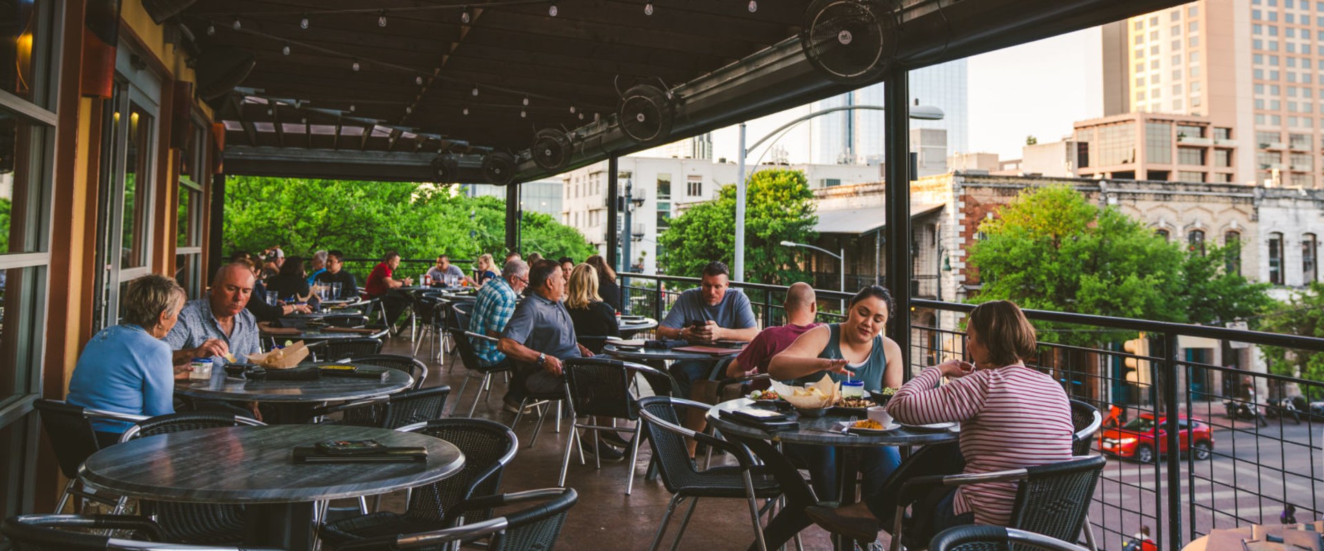 The Best Restaurants in Austin, Texas for Outdoor Seating